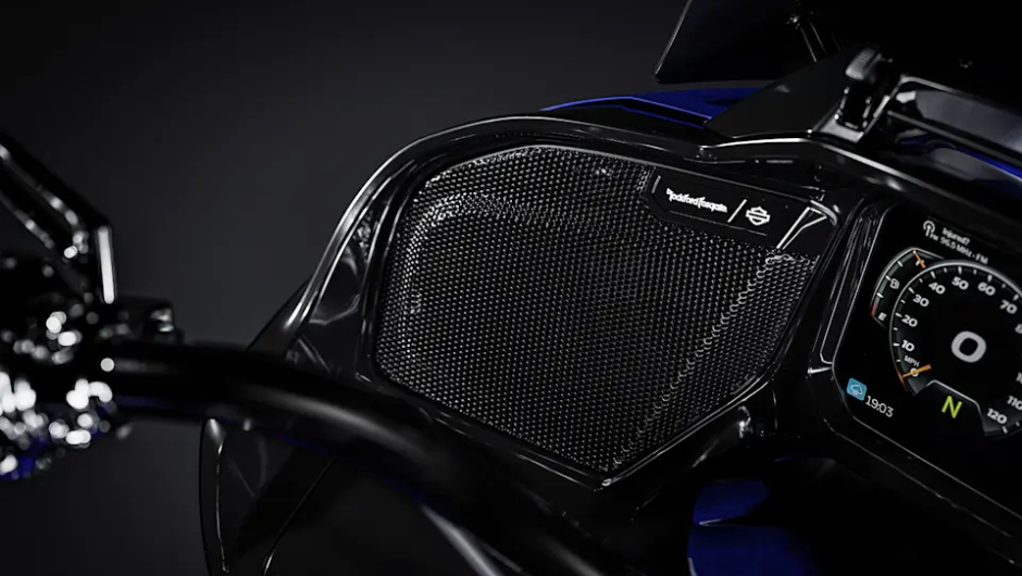 CVO™ Road Glide™ 2025